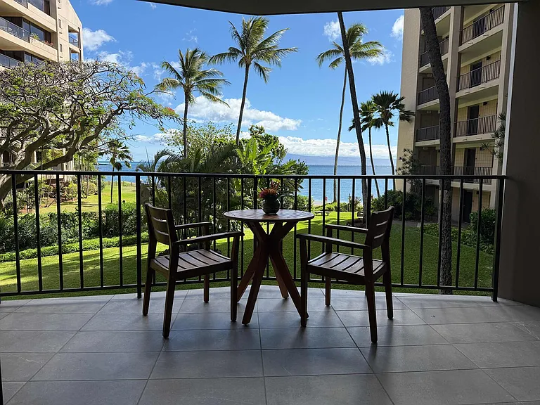 Lower Honoapiilani Rd — Photo 14
