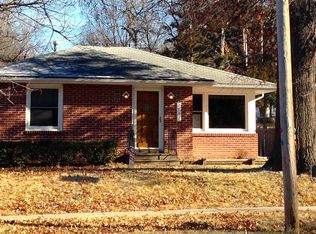 2752 S 33rd St, Lincoln, NE 68506