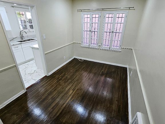 4th image of 120 N Gale Dr #120