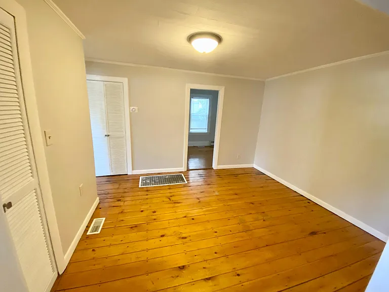 8 Mount Pleasant St — Photo 15