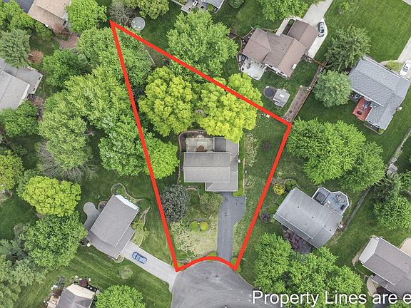 2nd image of 10132 Wellington Dr NW