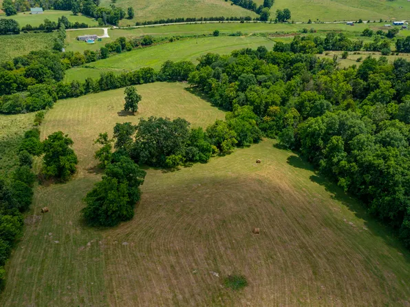 120 Hughes Ln, Cynthiana, KY 41031