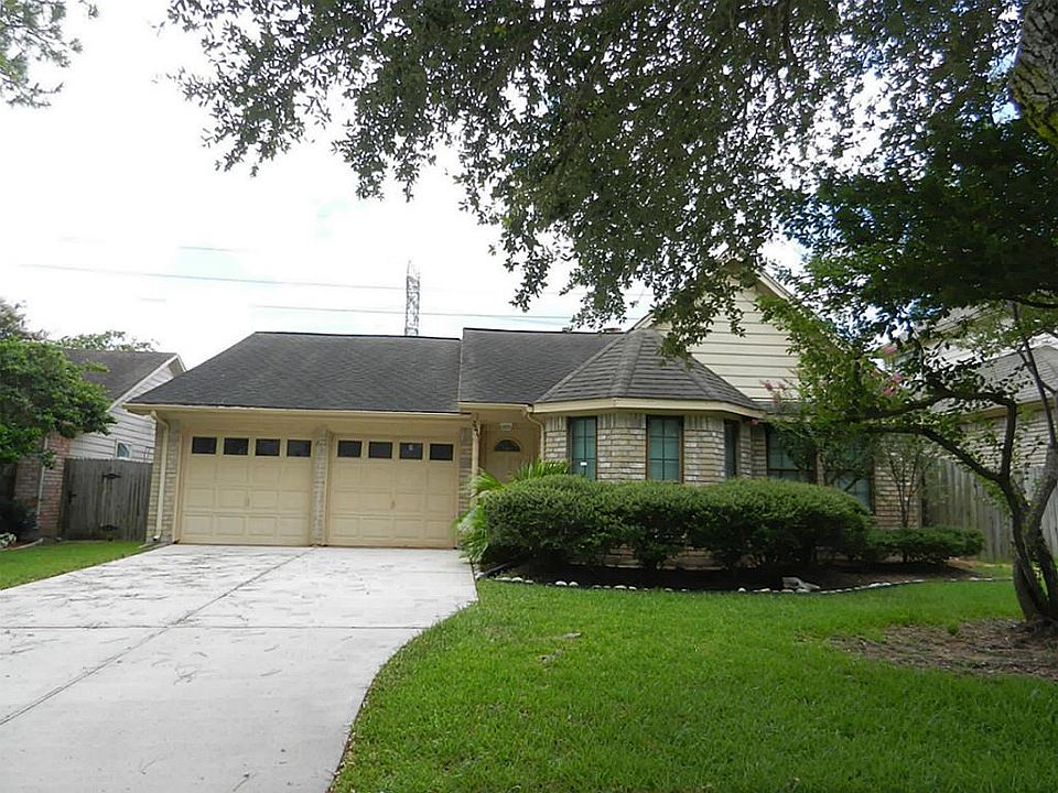 1st image of 2614 Lakefield Way