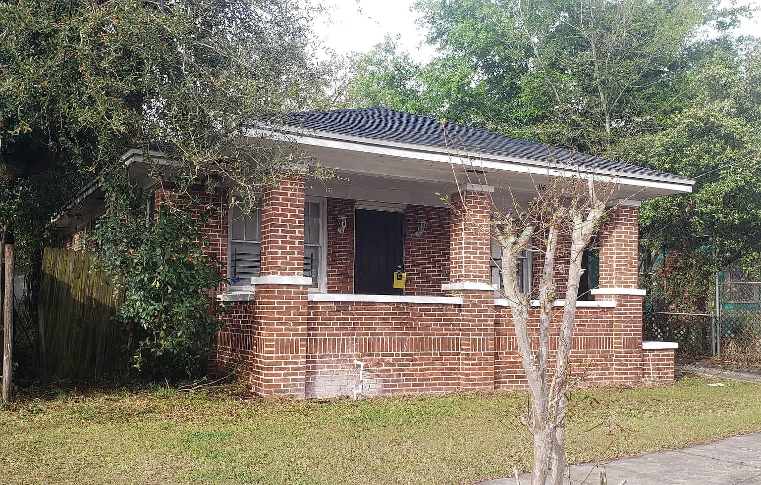 3 bed, 1025 sqft, $1,300 — Photo 4