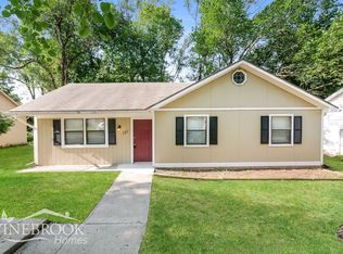 123 E Pacific Dr, Belton, MO 64012