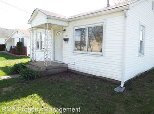 102 S Ewan St, Marion, IL 62959