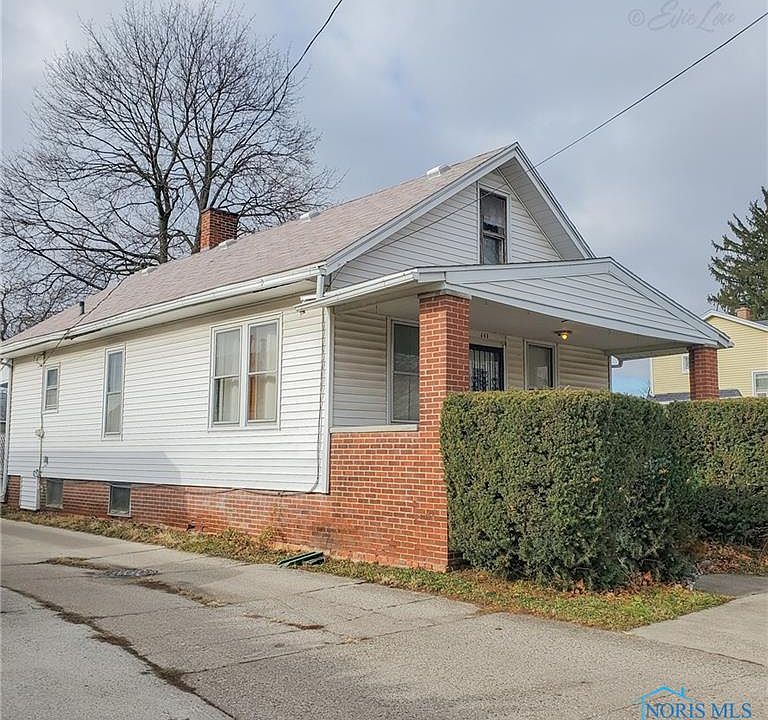 1st image of 646 White St