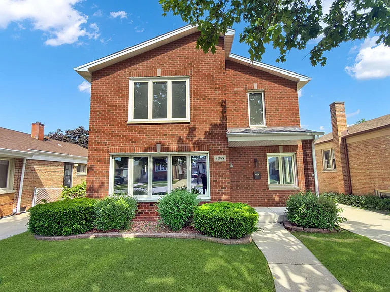 5845 S Sayre Ave — Photo 1