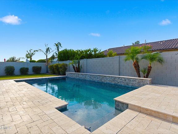 4th image of 3850 E CAROB Drive