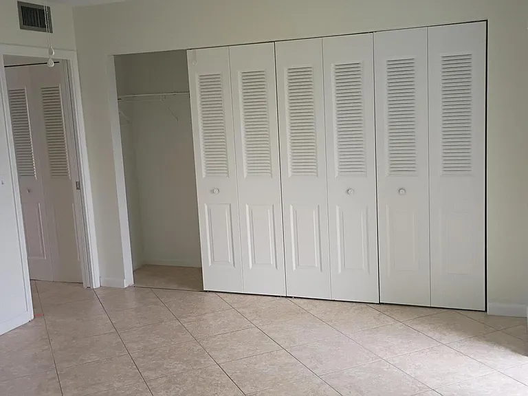 209 Camden E #209 — Photo 2