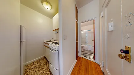 Rented by Bond New York