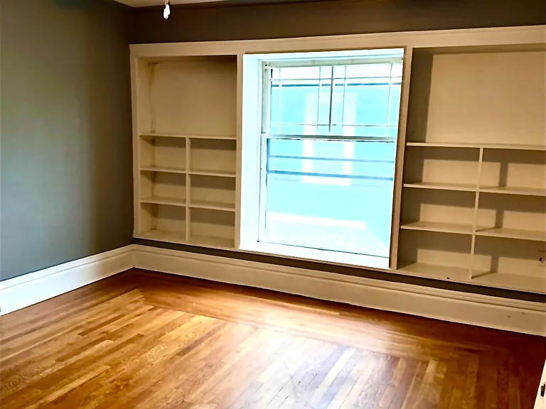 276 Merriman Rd #2 — Photo 6