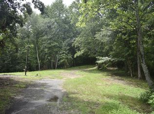 1140 W Schmitt Rd, Rossville, GA 30741