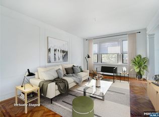 347 Park Ave APT 3W, Orange, NJ 07050