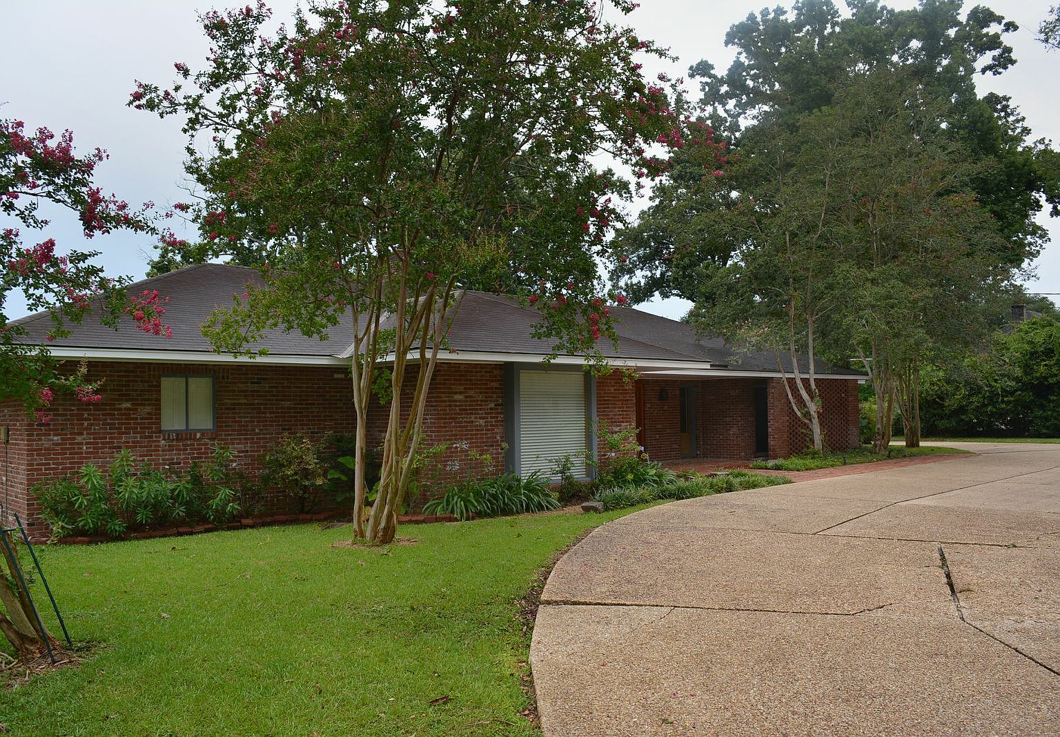 Storage Units In Baton Rouge Near Oak Villa Choctaw