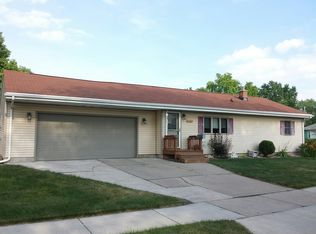 163 N Seymour St, Fond Du Lac, WI 54935