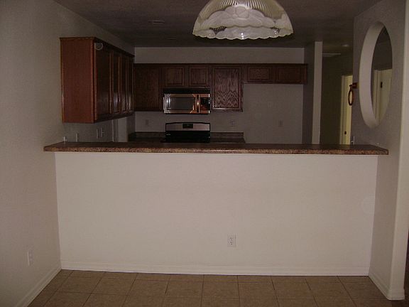 5th image of 3480 N Diamond St