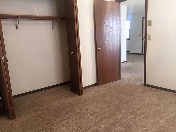 4th image of 2330 Sessions St APT 6
