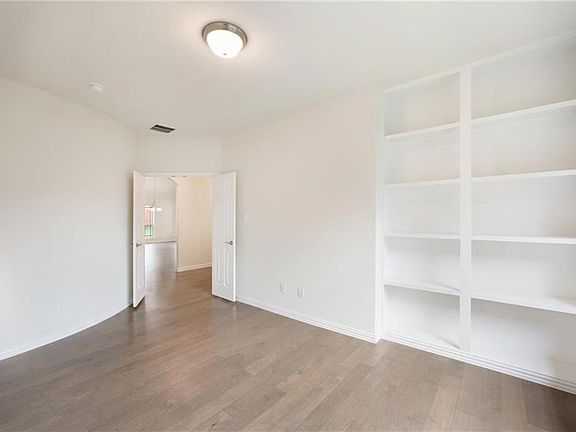 4th image of 3445 Ava Dr