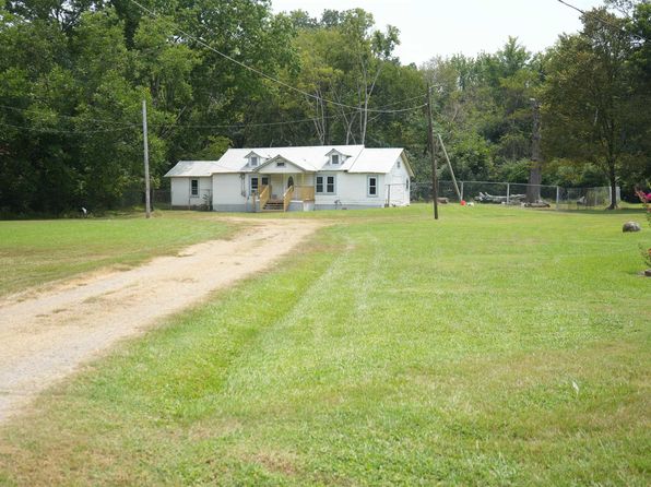 626 E 3rd St N, Prescott, AR 71857