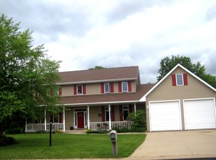 4810 W Amberwood Ln, Appleton, WI 54913