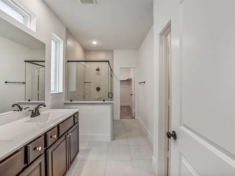19384 Poppy Village Cir — Photo 19