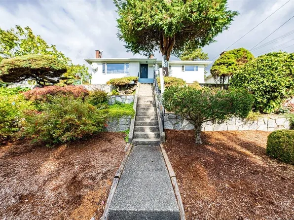 5529 Keith St, Burnaby, BC V5J 3C4