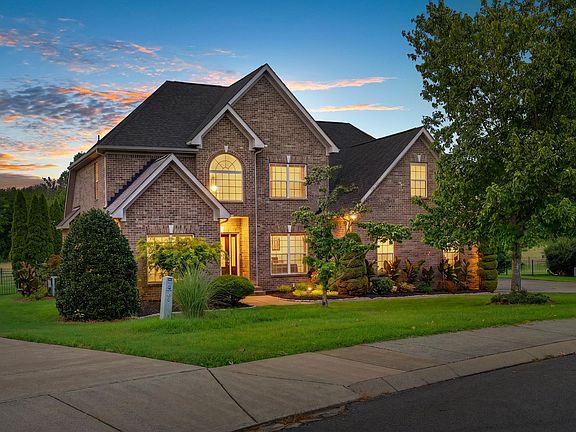 2nd image of 417 Eclipse Dr