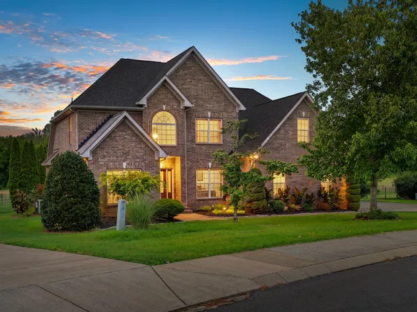 417 Eclipse Dr, Murfreesboro, TN 37129