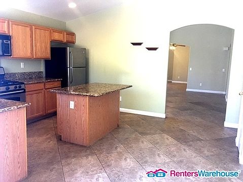 5th image of 5118 Nardini Ave