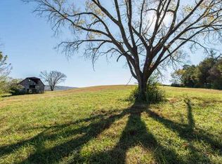 6410 Snow Hill Rd, Ooltewah, TN 37363