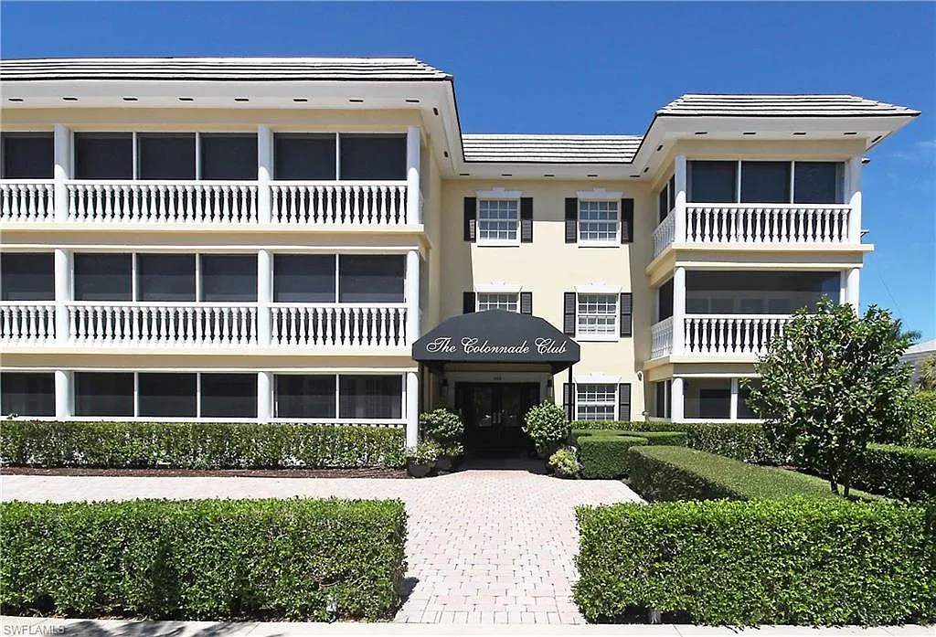 2 bed, 2.0 bath, 1115 sqft, $8,000 — Photo 2