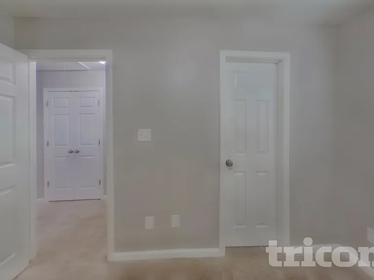 6902 Fenwick Dr — Photo 12