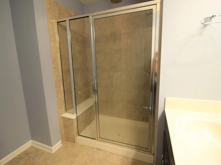 73 Pocono Dr — Photo 10