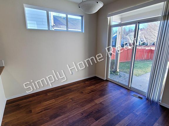 3rd image of 9022 Campus Glen Dr NE
