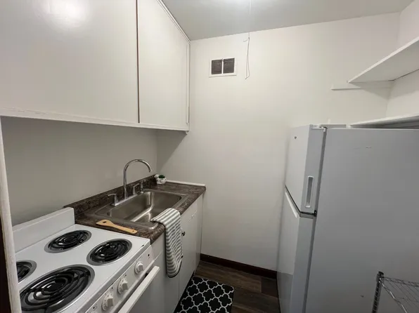 Creekside Apartments