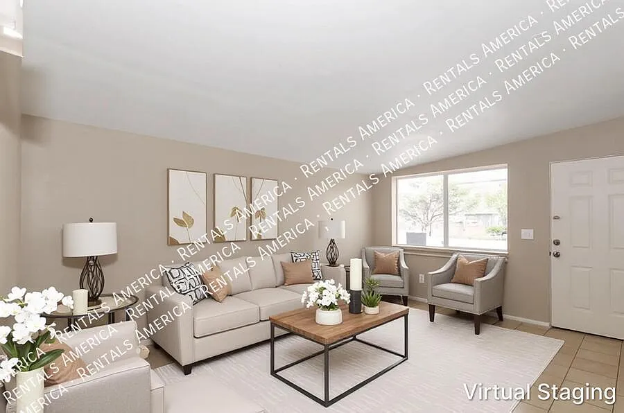 404 E Yavapai Rd