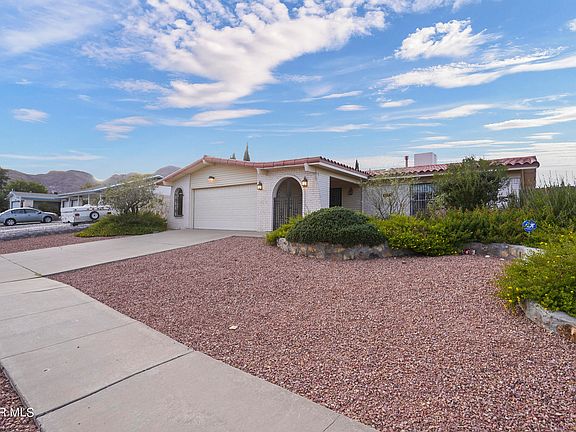 3rd image of 10433 Crete Dr