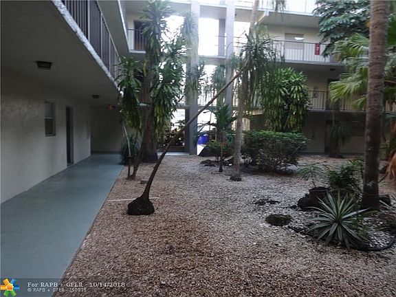 2nd image of 1820 N Lauderdale Ave APT 3101