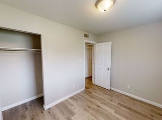 1324 SW Western Ave #2, Topeka, KS 66604