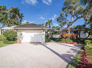 20482 Linksview Dr, Boca Raton, FL 33434