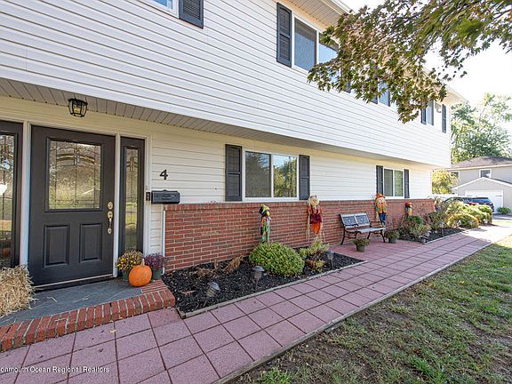 4th image of 4 Suffolk Ln