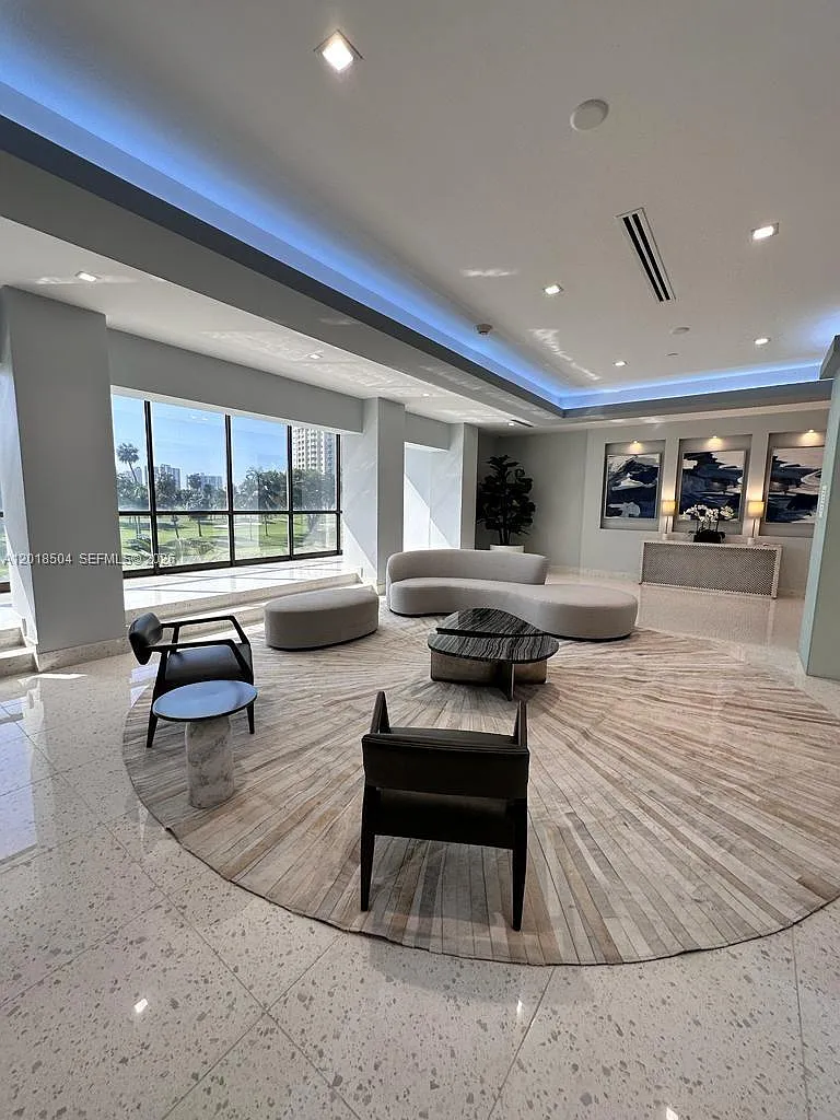 Coronado Condo- Tower Ii — Photo 1