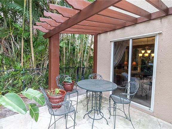 5th image of 9182 Estero River Cir