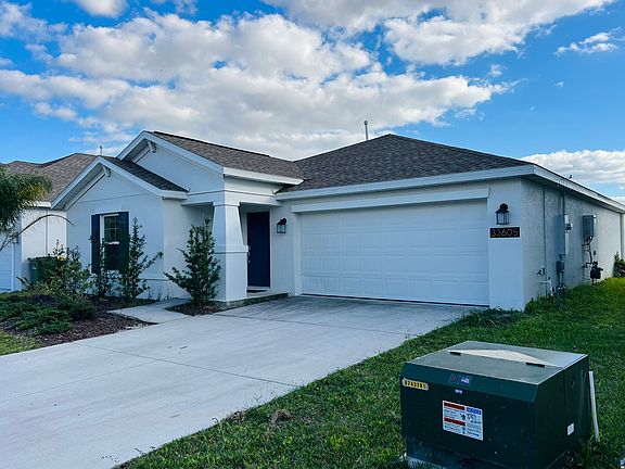 3rd image of 33605 Sky Blossom Cir