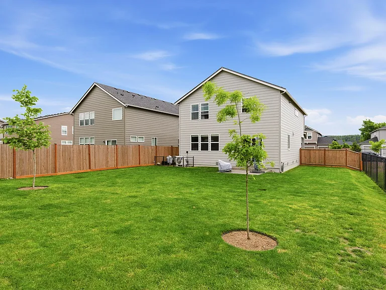 335 Belfair St SW — Photo 40