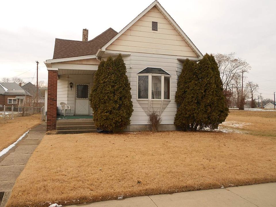 1st image of 1310 N 6th St