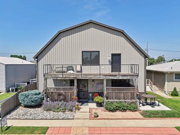 1005 Dolorosa St, Victoria, KS 67671