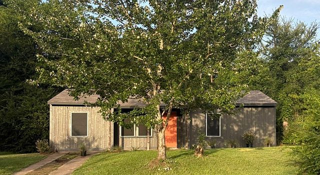 1st image of 714 Northaven Dr