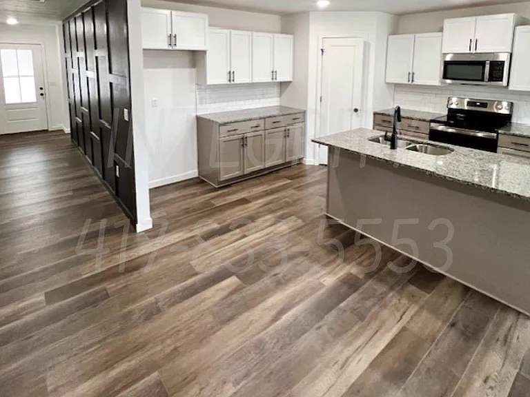800 Hoffman Hills Blvd — Photo 4